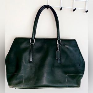 Hunter green coach bag Mint condition